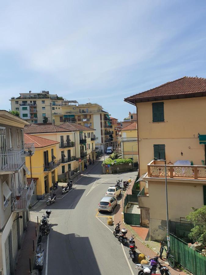 App Di Gio *